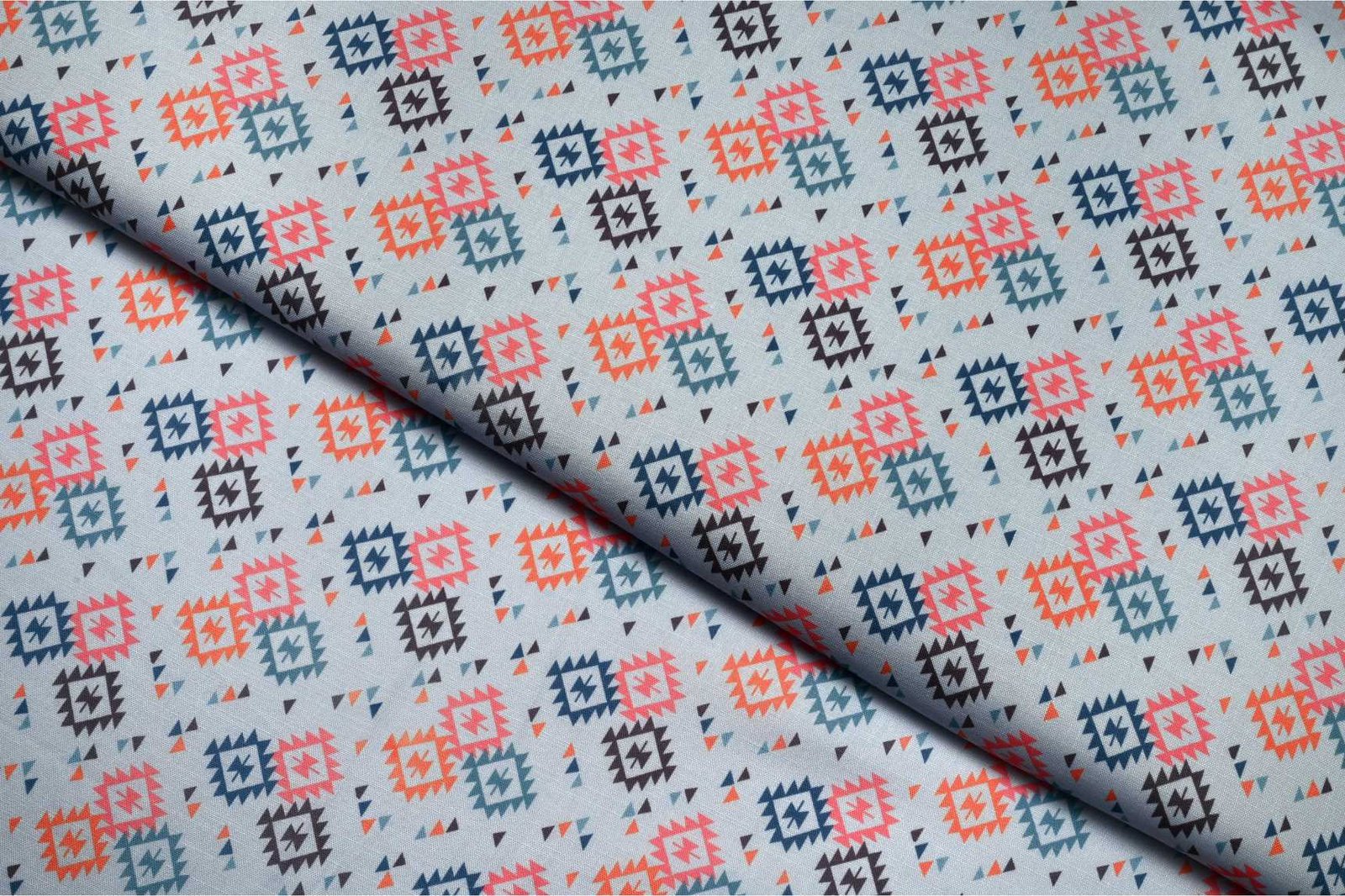 DUSTY PEACH COLOR POLY FLAX DIGITAL FLORAL MOTIVE PATTERN PRINTED FABRIC 11855