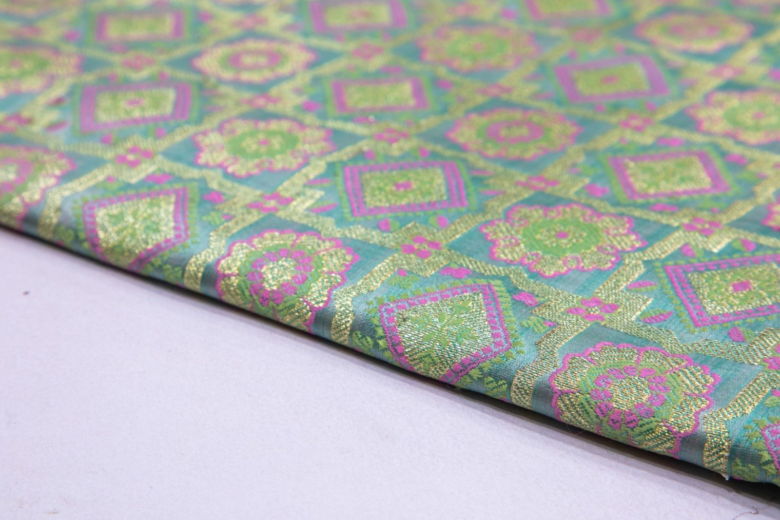 AQUA GREEN COLOR GOLD GEOMETRIC PATTERN PURE KINKHAB BROCADE FABRIC 3308