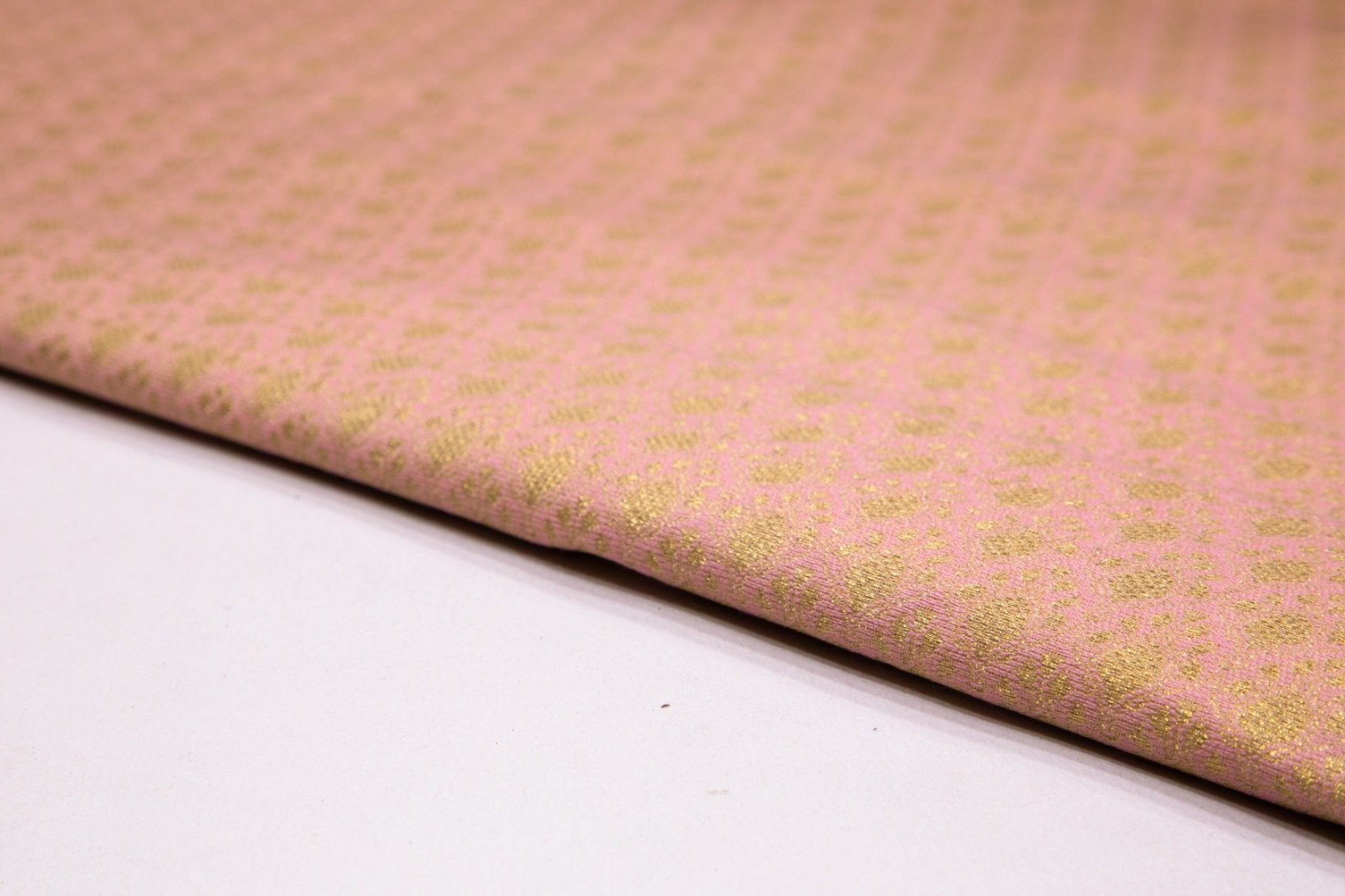 PASTEL PINK COLOR COPPER ZARI CHAIN ALLOVER SILK BROCADE 3408