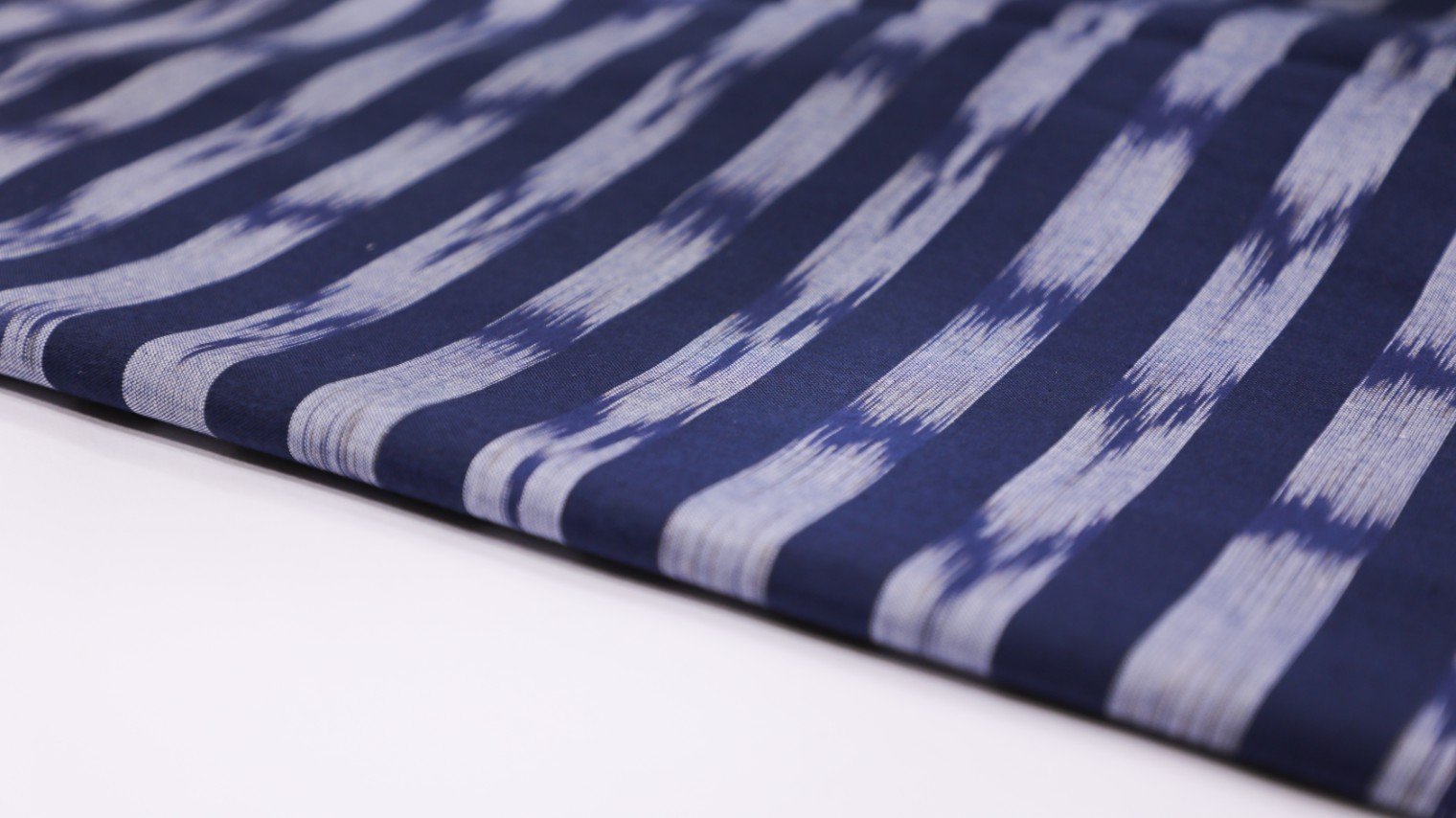 DEEP DENIM BLUE COLOR COTTON IKAT GEOMETRIC WEAVE STRIPES FABRIC - 4096