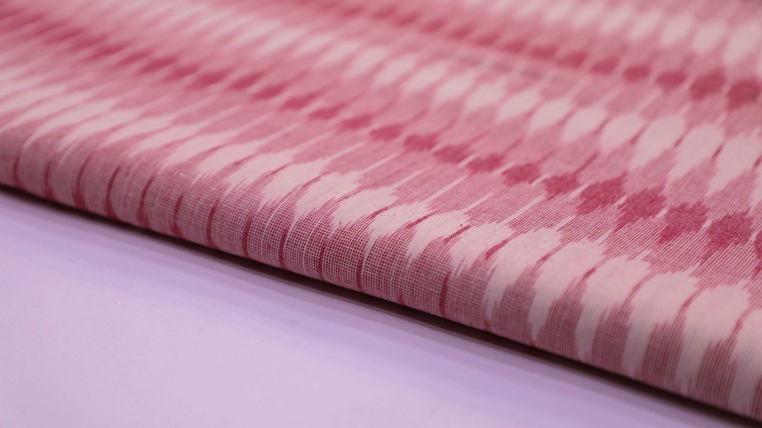 COSMIC PINK & CREAM COLOR COTTON IKAT GEOMETRIC WEAVE CHAIN PATTERN FABRIC - 4110