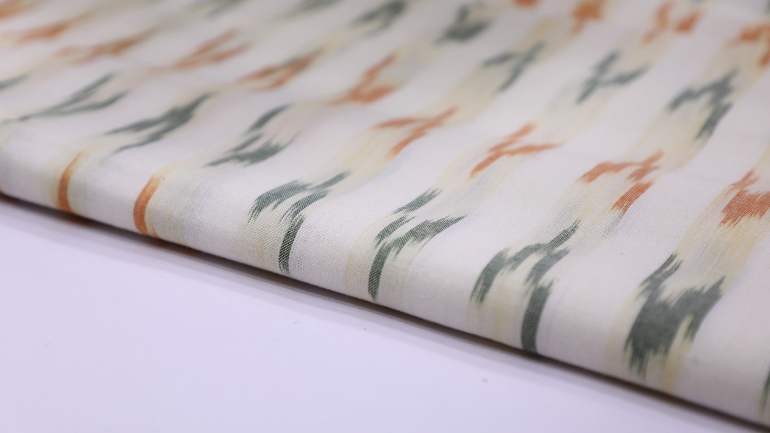 COCONUT CREAM COLOR RAYON IKAT GEOMETRIC COLOR MOTIF PRINT FABRIC - 4114