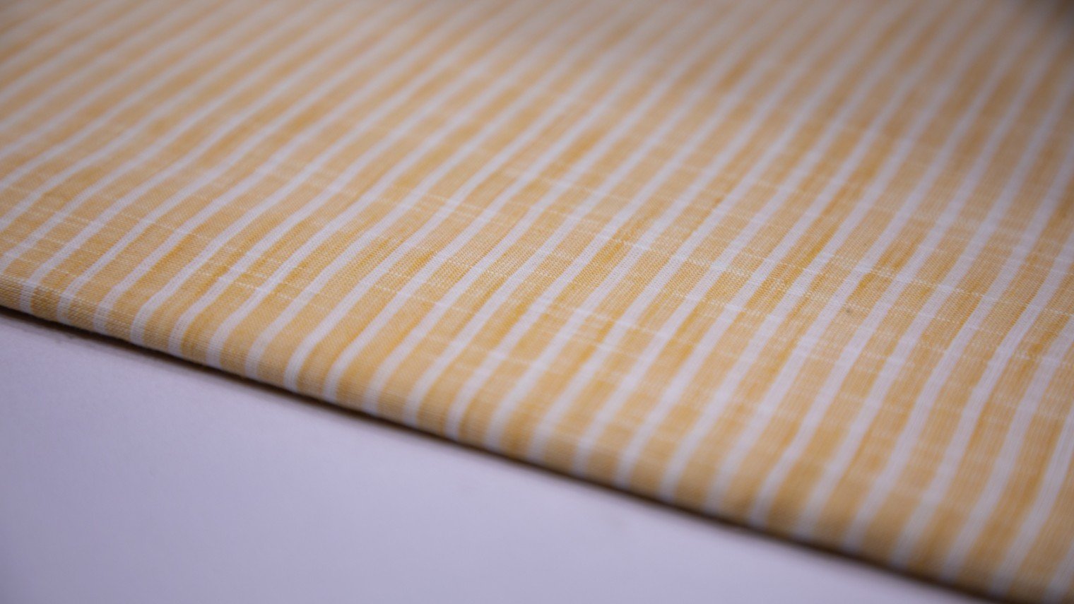 PALE ORANGE COLOR SOUTH COTTON HANDLOOM WHITE STRIPES WEAVE FABRIC - 4275