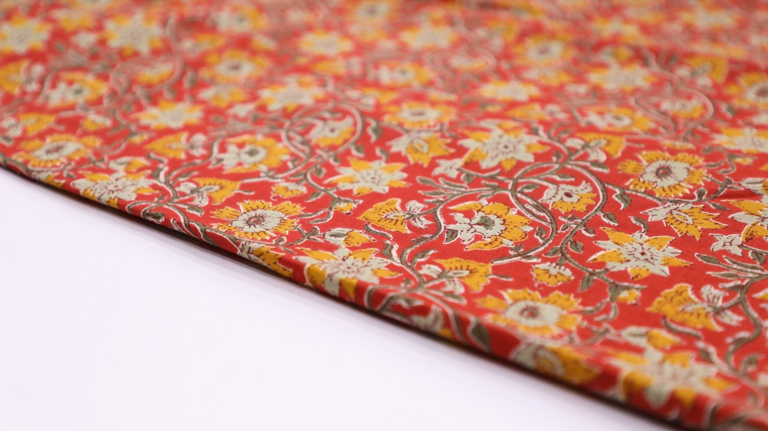 BRIGHT RED COLOR COTTON SCREEN PRINT KALAMKARI PATTERN FABRIC - 4427