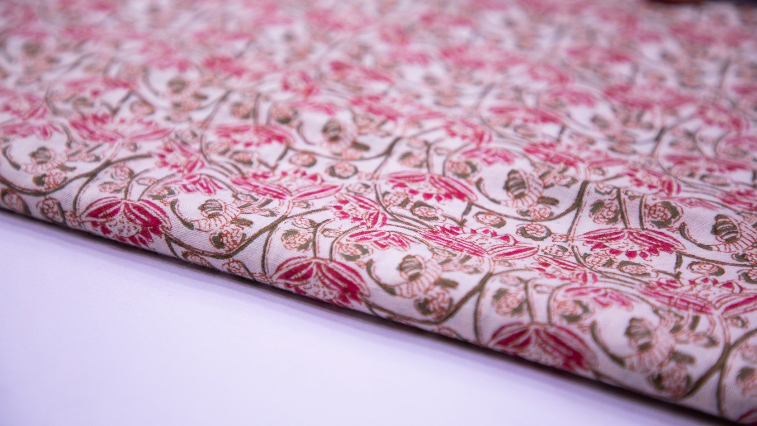 Off White Color Cotton Flex Disty Floral Pattern Screen Print Fabric - 4677