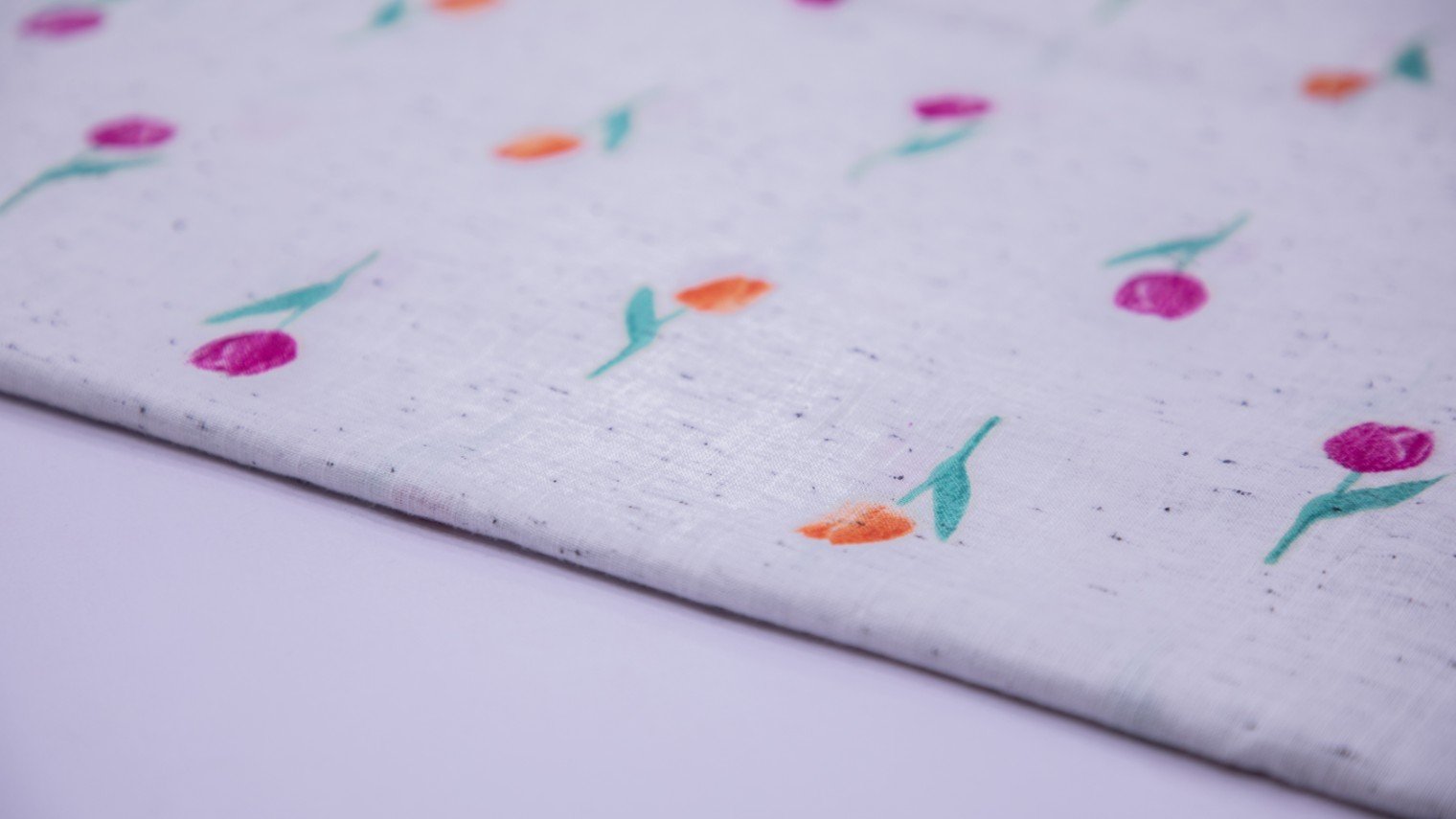 SWAN WHITE COLOR FLORAL MOTIF POLY DIGITAL PRINT 4762