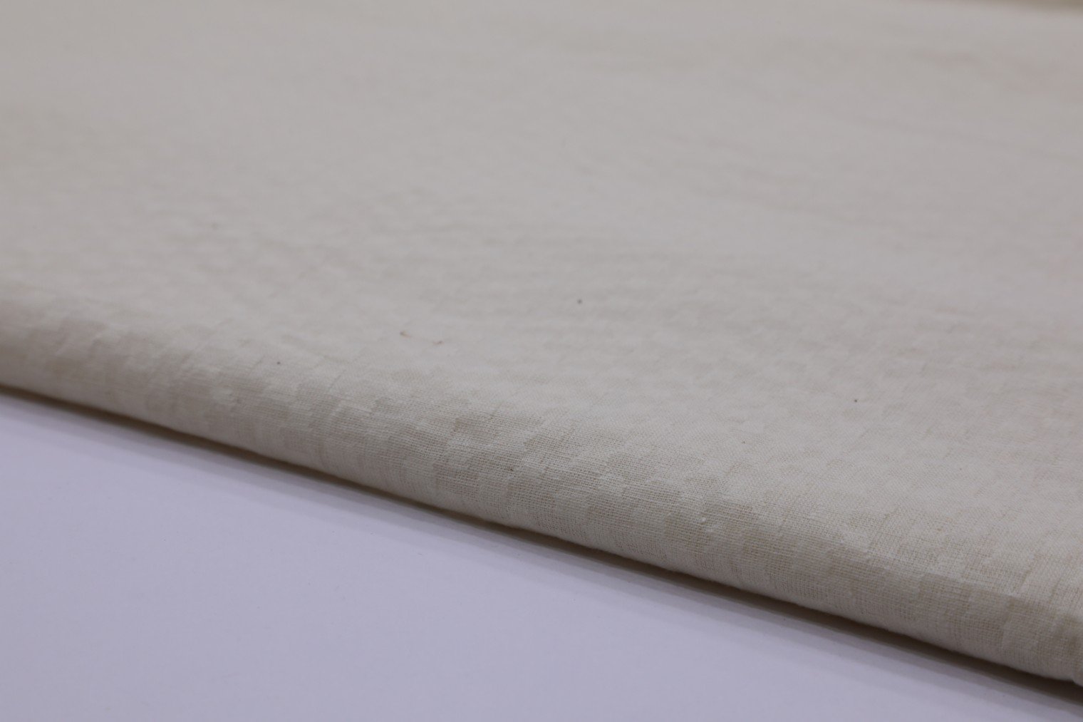 CREAM COLOR COTTON SELF WEAVE JACQUARD DOBBY FABRIC - 6560