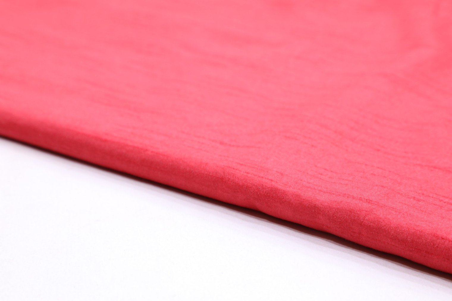 GAMTHI RED  COLOR DOLA SILK SELF WEAVE TEXTURE FABRIC 11457