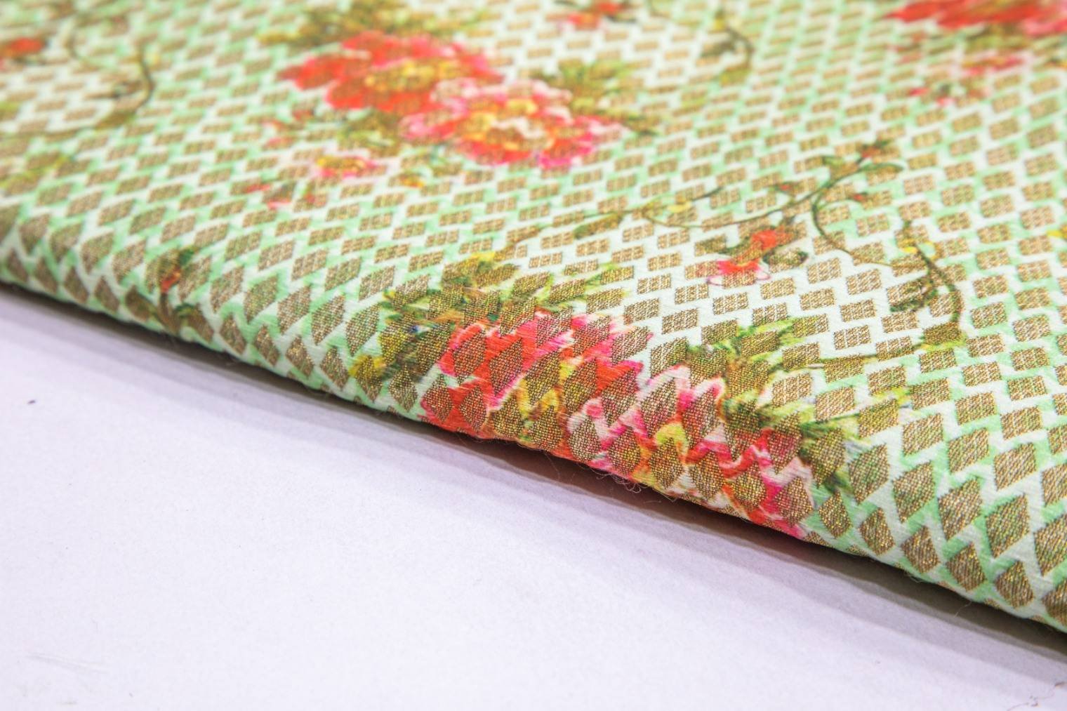 ALOE VERA GREEN COLOR FLORAL MOTIF SILK BROCADE 3501