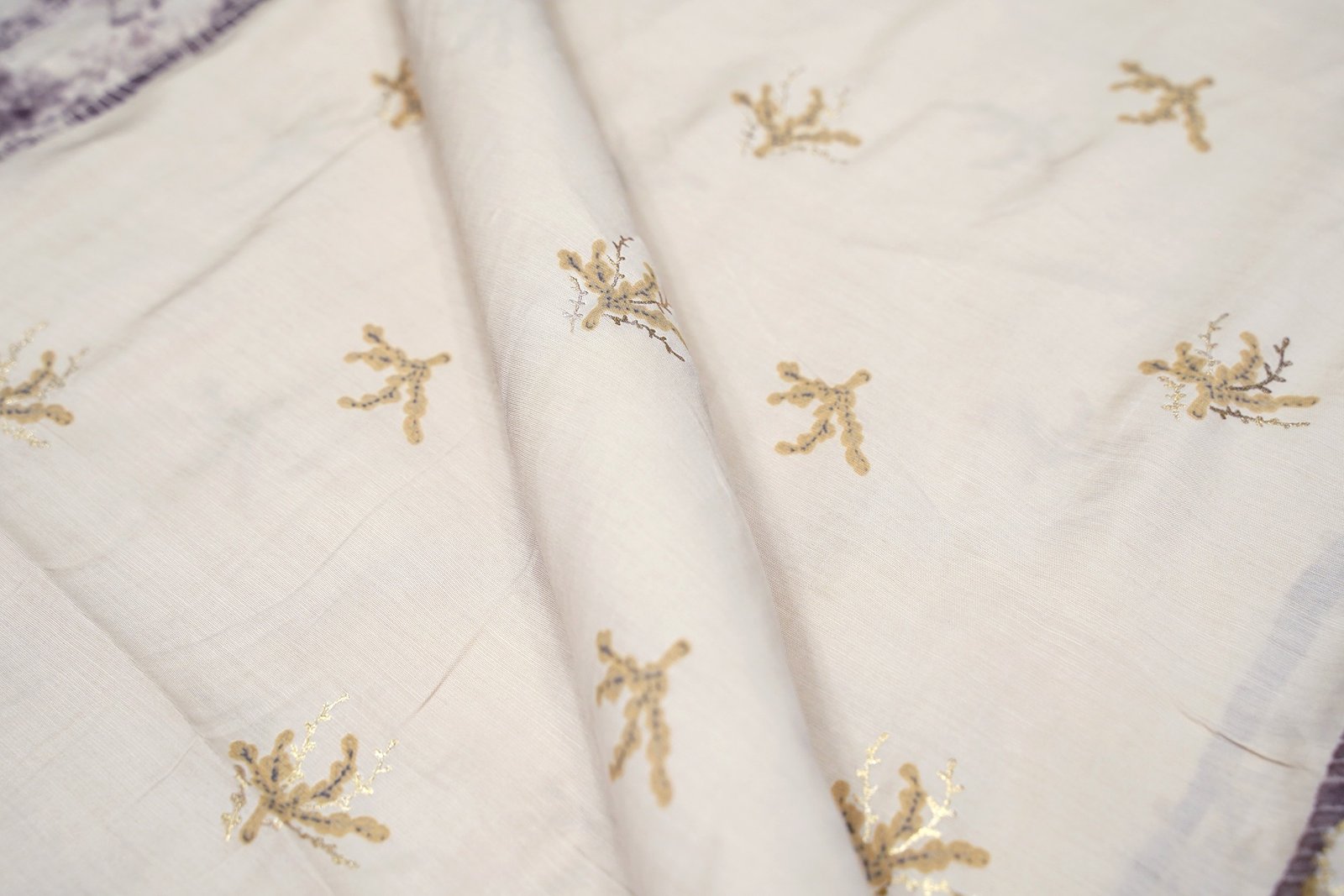 CREAM COLOR GOLD FOIL WITH BROWN BATIK BORDER PATTERN MUSLIN SILK FABRIC  10143